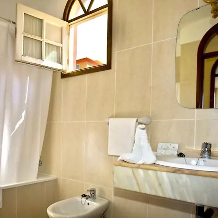 Apartamento, Pool, Proxima A Restaurantes, Playa, Wifi En Tenerife Sur Costa Adeje (Tenerife)